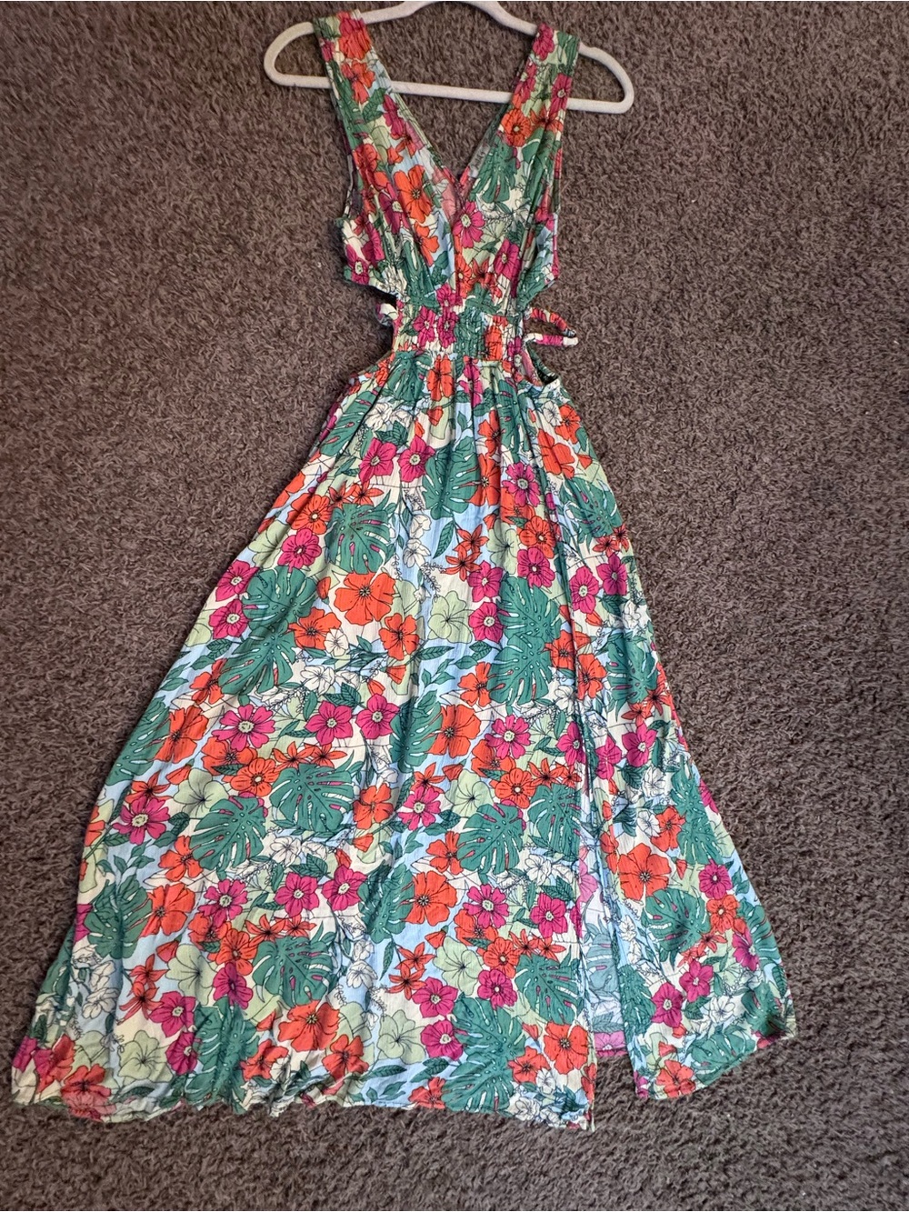 Justify Floral V-Neck Maxi Dress in Green, Orange & Pink - Picture 2 of 6
